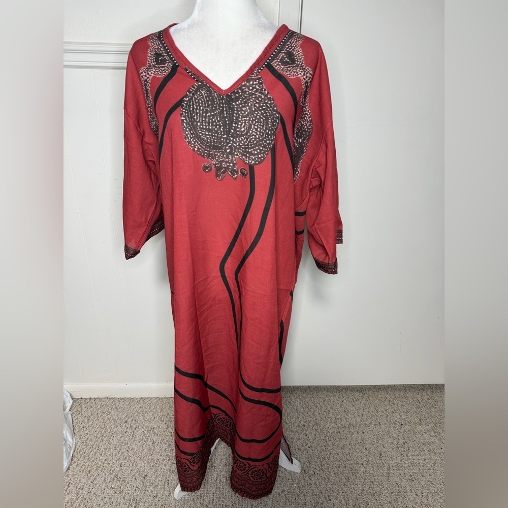 Bonne journée Dark Red and Black Patterned Maxi Dress size XL